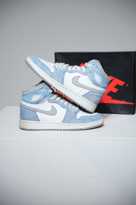 Jordan 1 High Hyper Royal GS (Taille 37,5)
