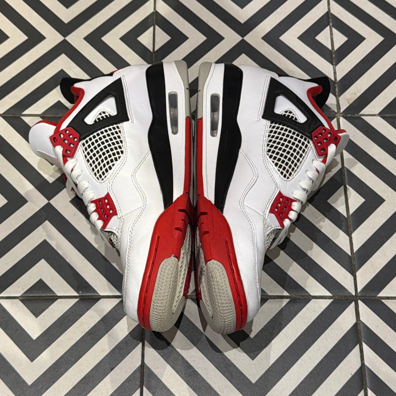 Jordan 4 Fire Red (Taille 41)