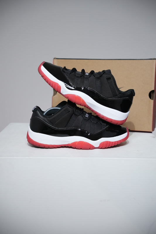 Jordan 11 Low bred (Taille 42)
