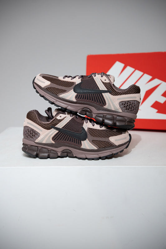 Vomero 5 Prune (Taille 36)