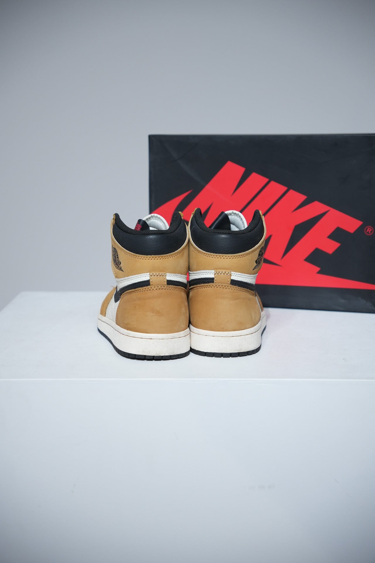 Jordan 1 High Rookie Of The Year (Taille 40,5)