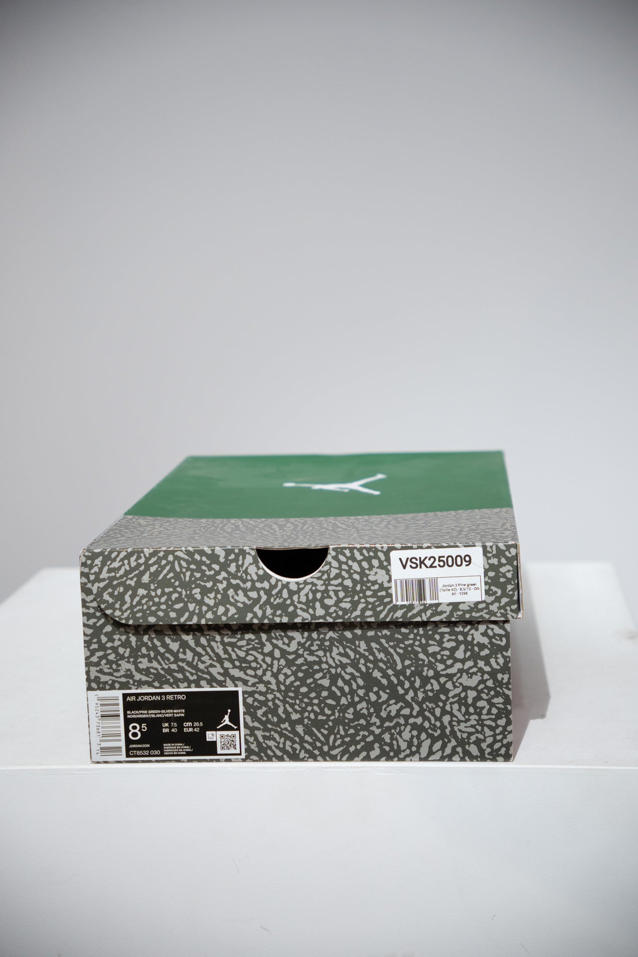 Jordan 3 Pine green (Taille 42)