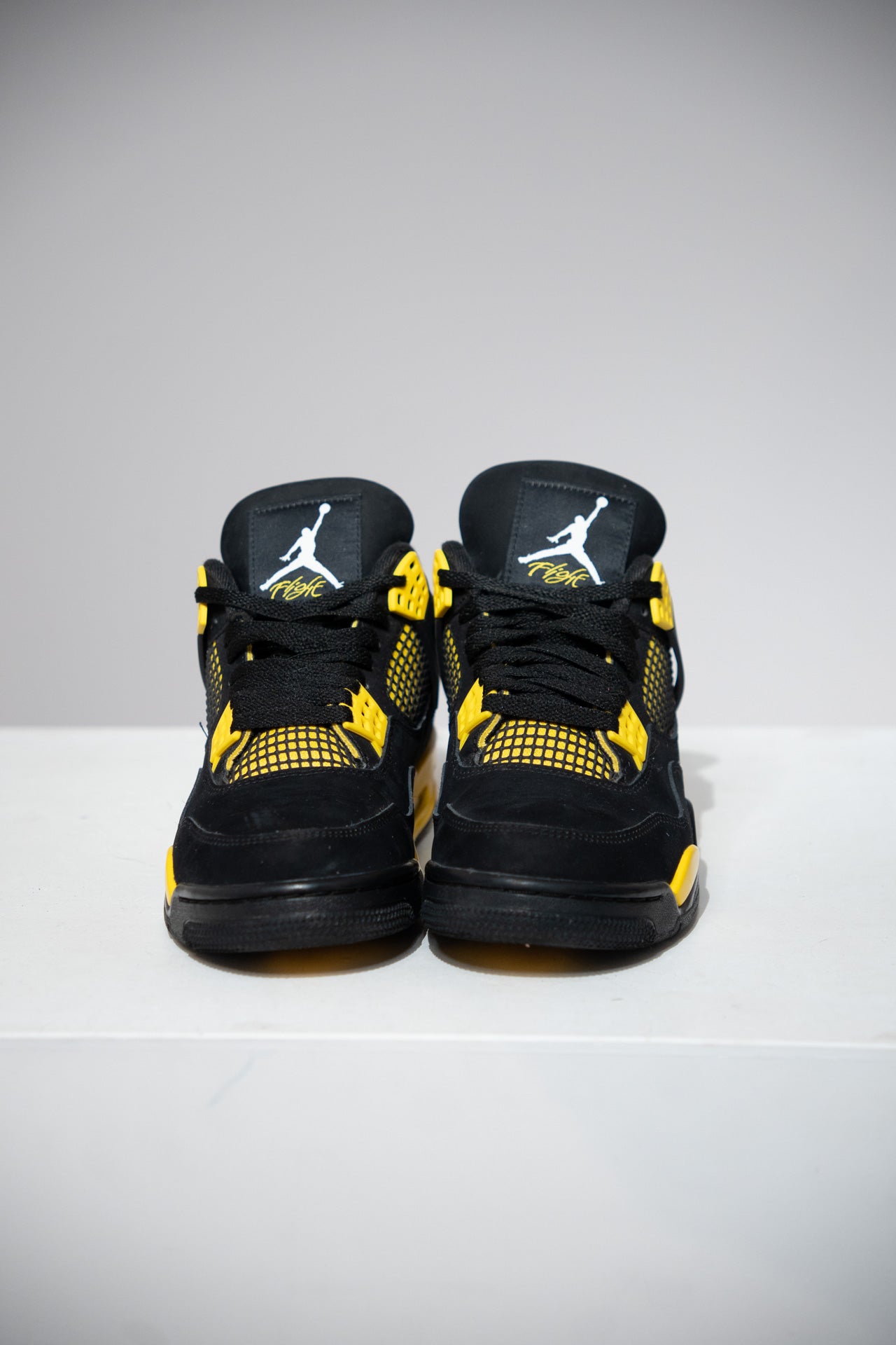 Jordan 4 Thunder (Taille 41)