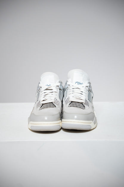 Jordan 4 Frozen Moments (Taille 36,5)