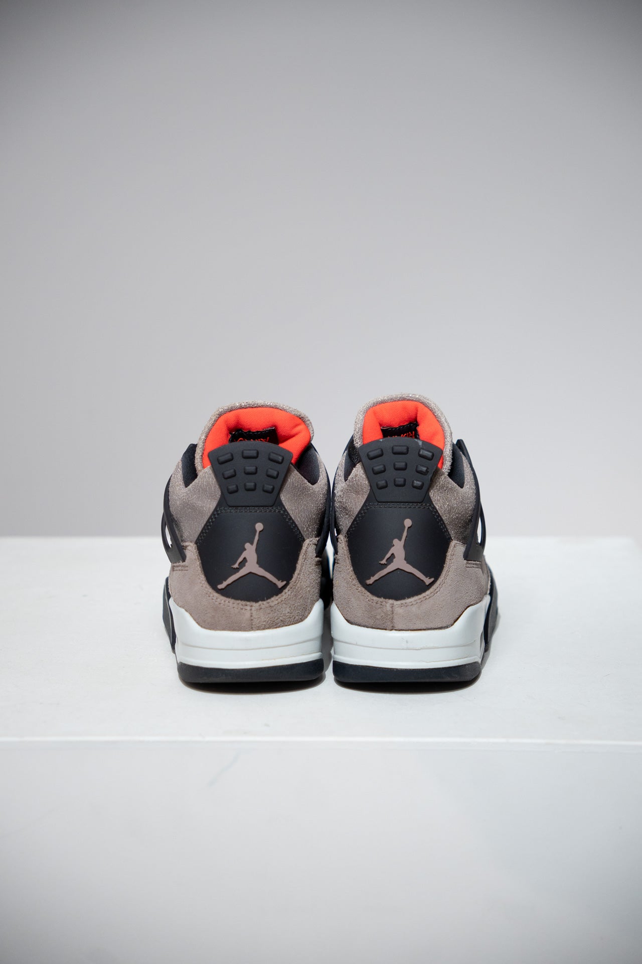 Jordan 4 Taupe Haze (Taille 42)