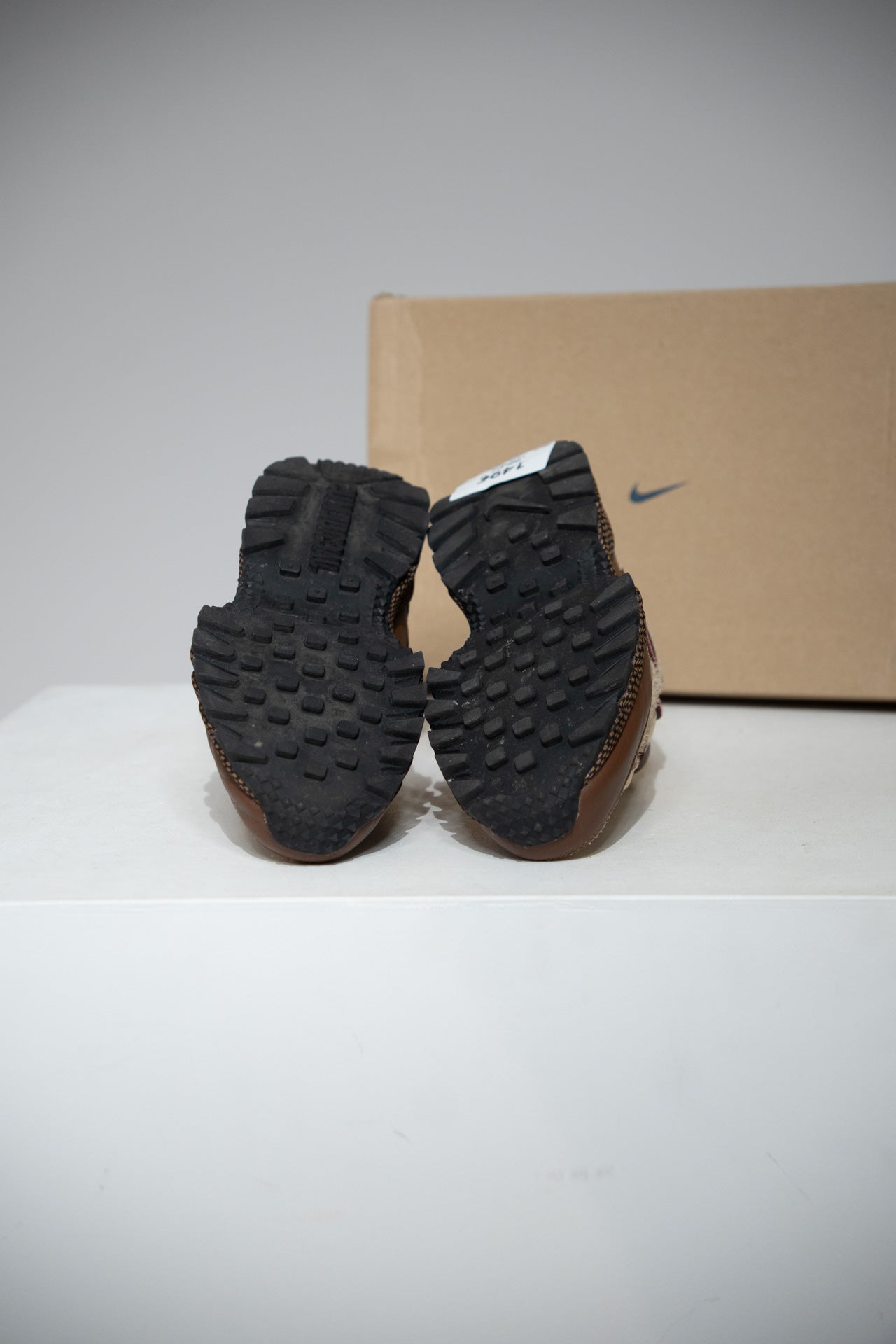 Jacquemus Air Humara Brown (Taille 37,5)