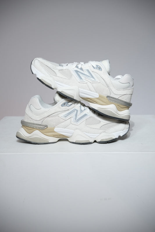 New Balance 9060 Sea Salt Moonbeam (Taille 40)