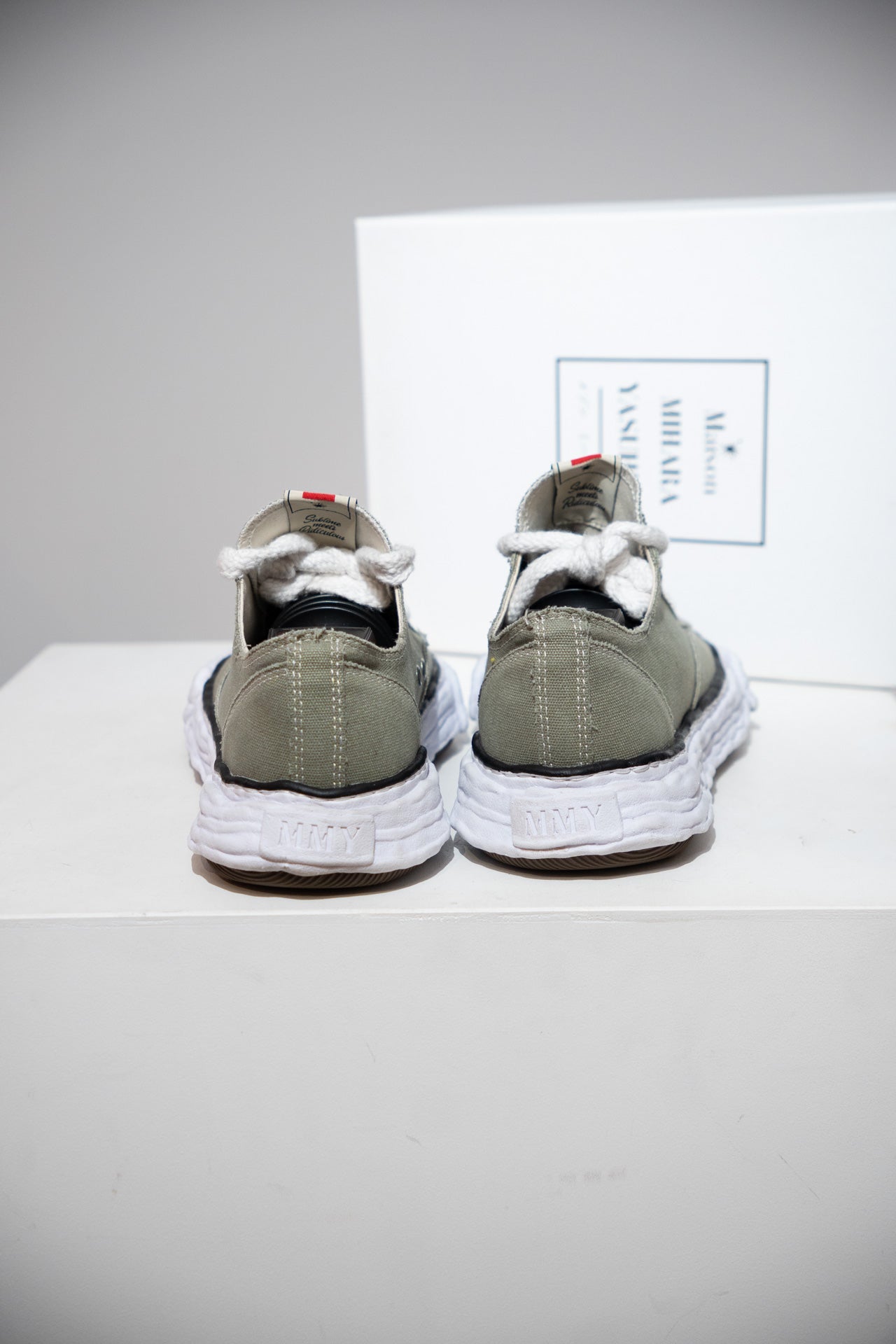 Maison Mihara Green (Taille 44)