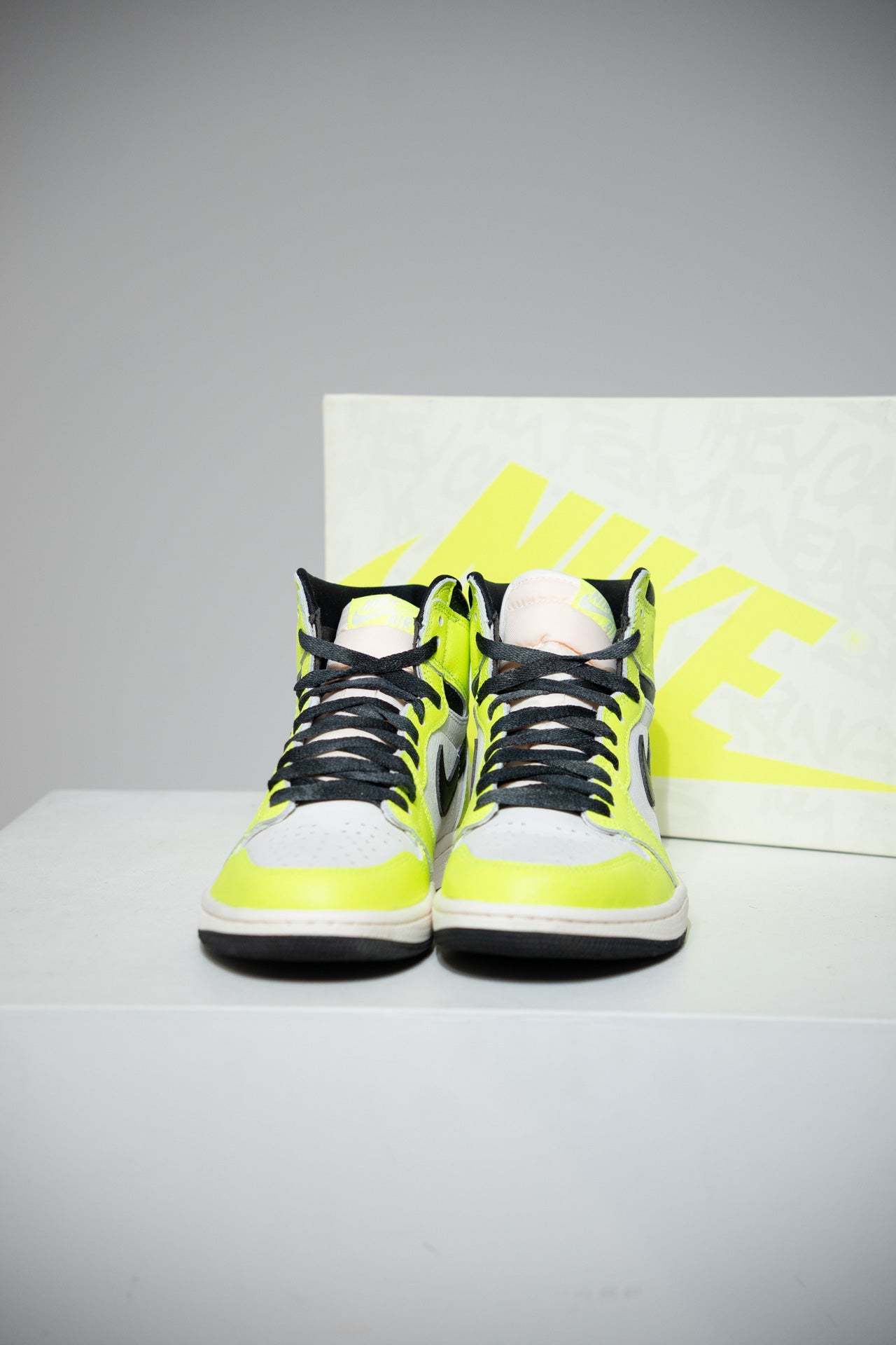 Jordan 1 High Volt 2.0 (Taille 42)