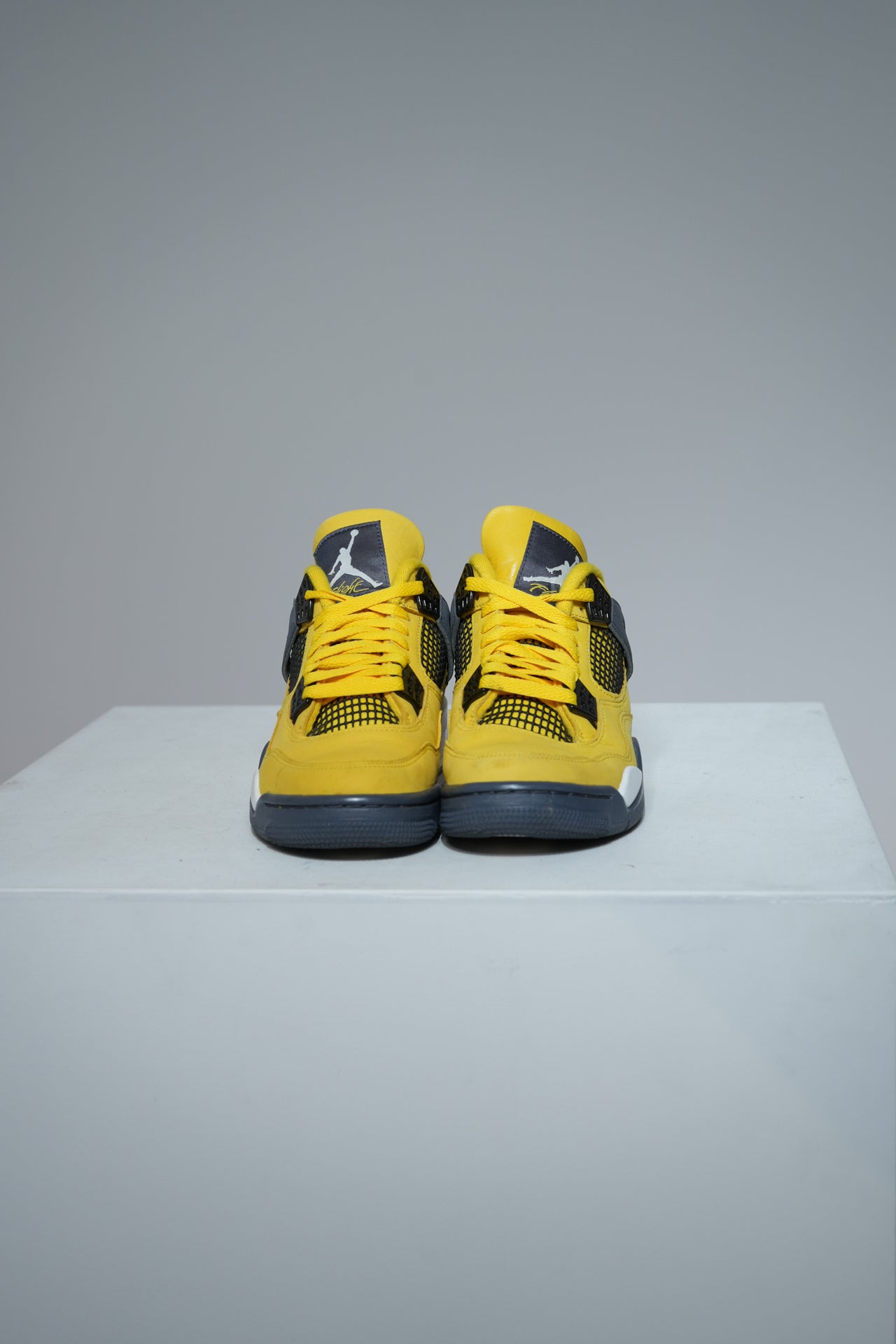 Jordan 4 Lightning (Taille 40)