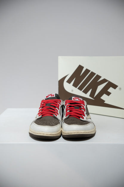 Jordan 1 Low Travis Scott Reverse Mocha (Taille 41)