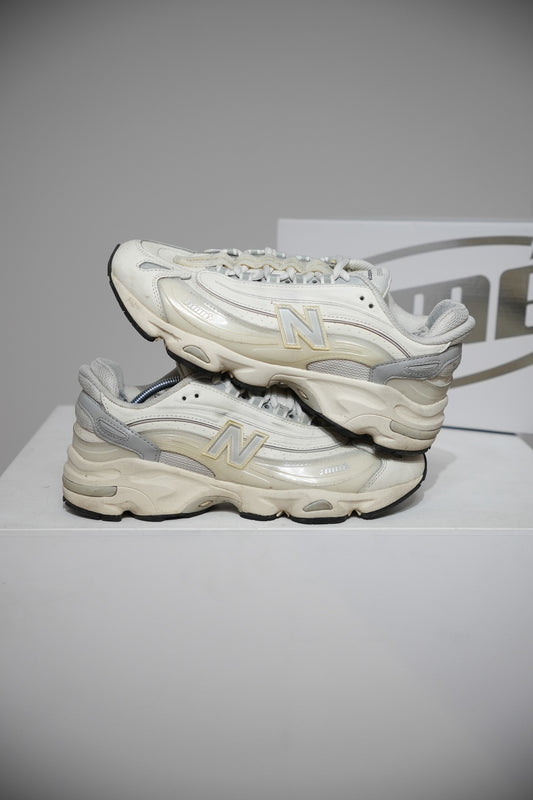 New Balance 1000 Aime Leon Dore (Taille 42)