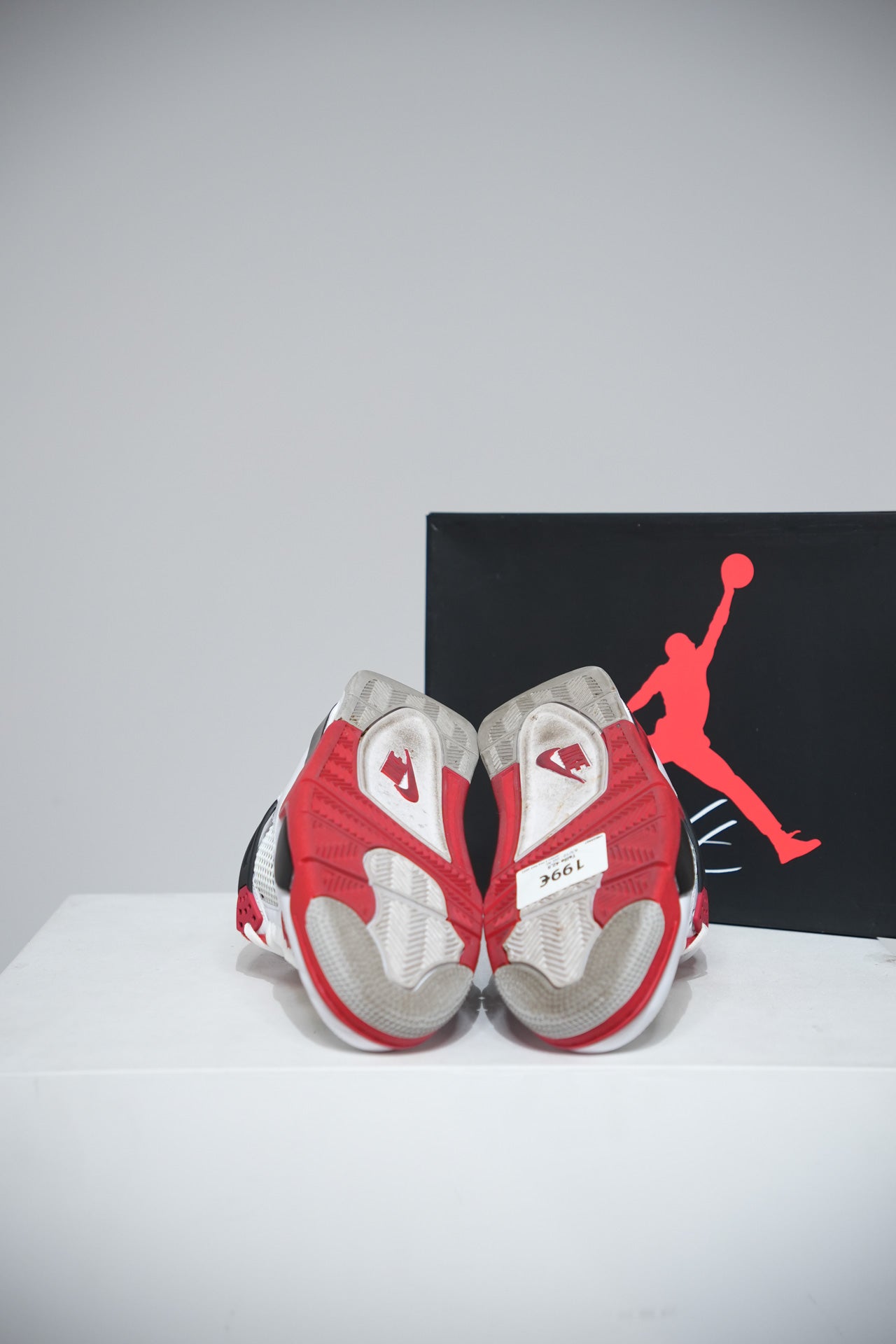 Jordan 4 Fire Red 2020 (Taille 42,5)