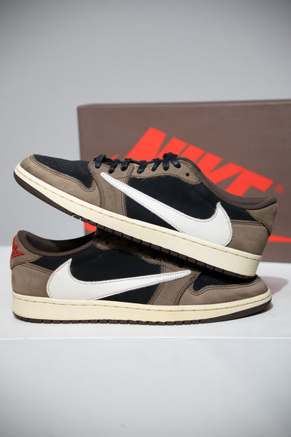 Jordan 1 Low Travis Scott Mocha (Taille 44)