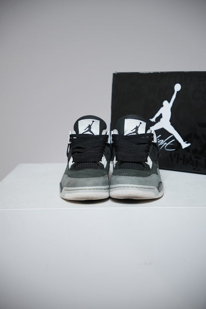 Jordan 4 Fear (Taille 42)