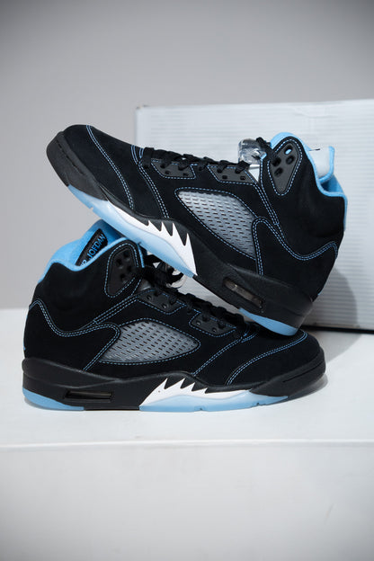 Jordan 5 Black University Blue (Taille 40)