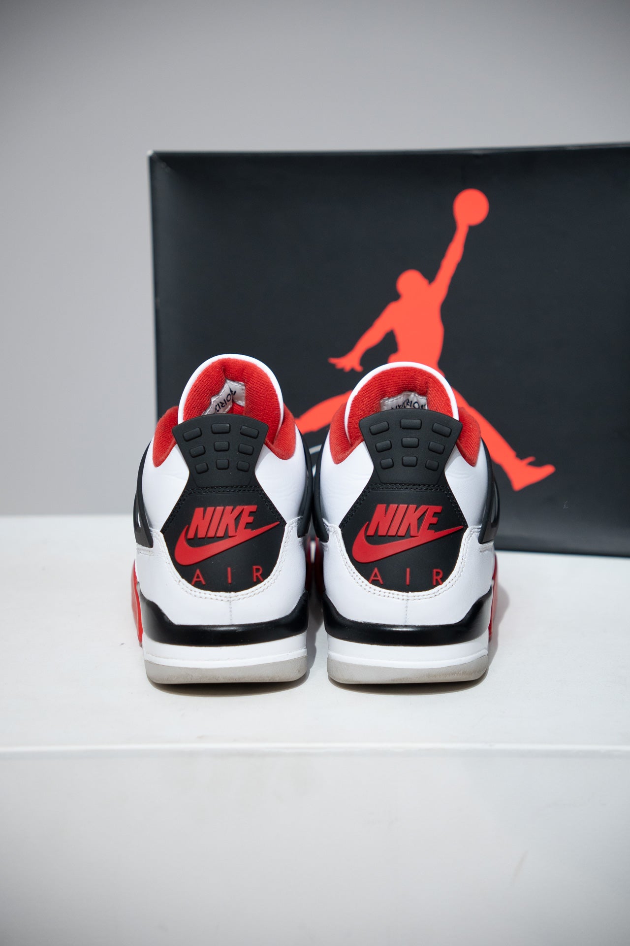 Jordan 4 Fire Red 2020 (Taille 44,5)