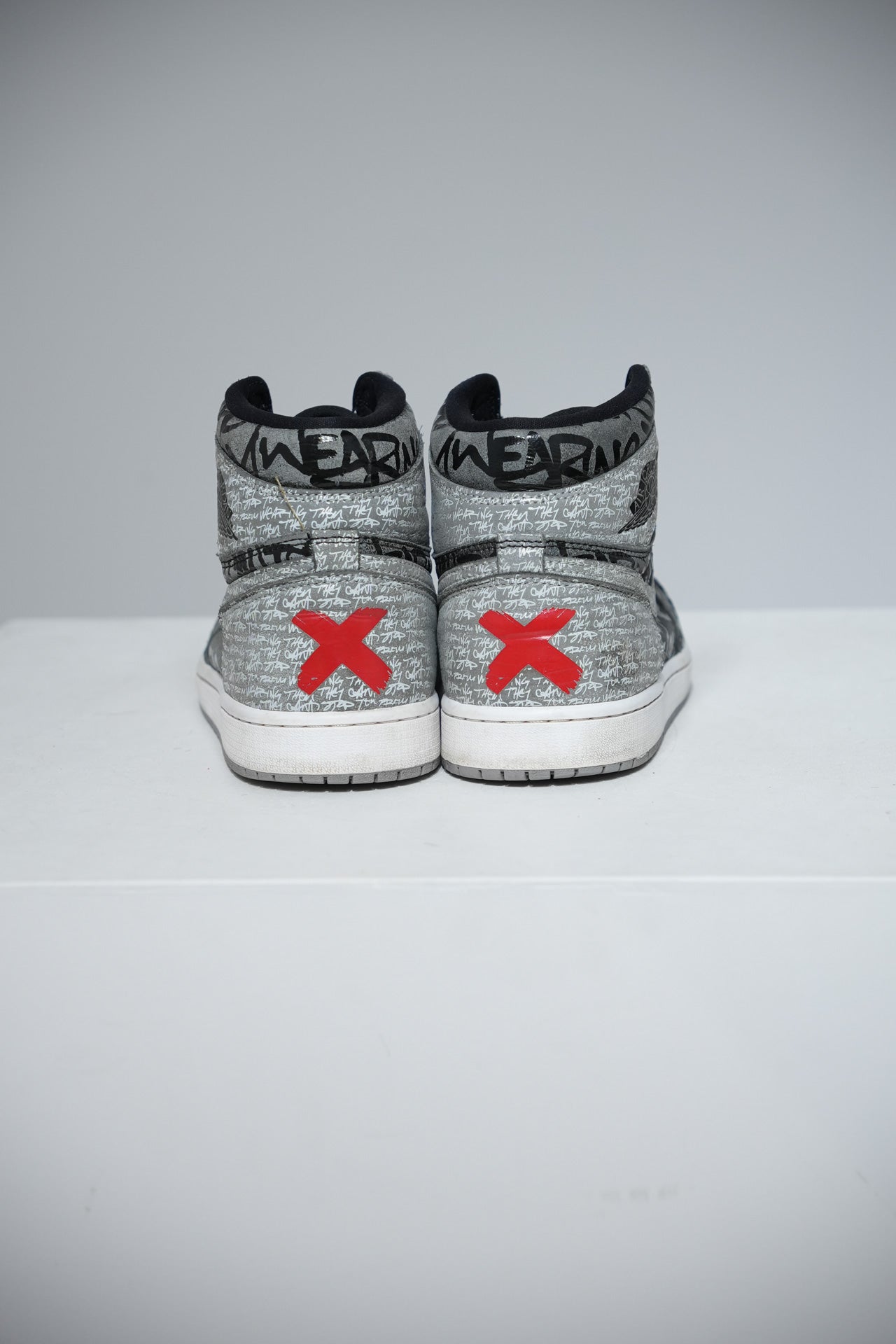 Jordan 1 High Rebellionaire (Taille 43)