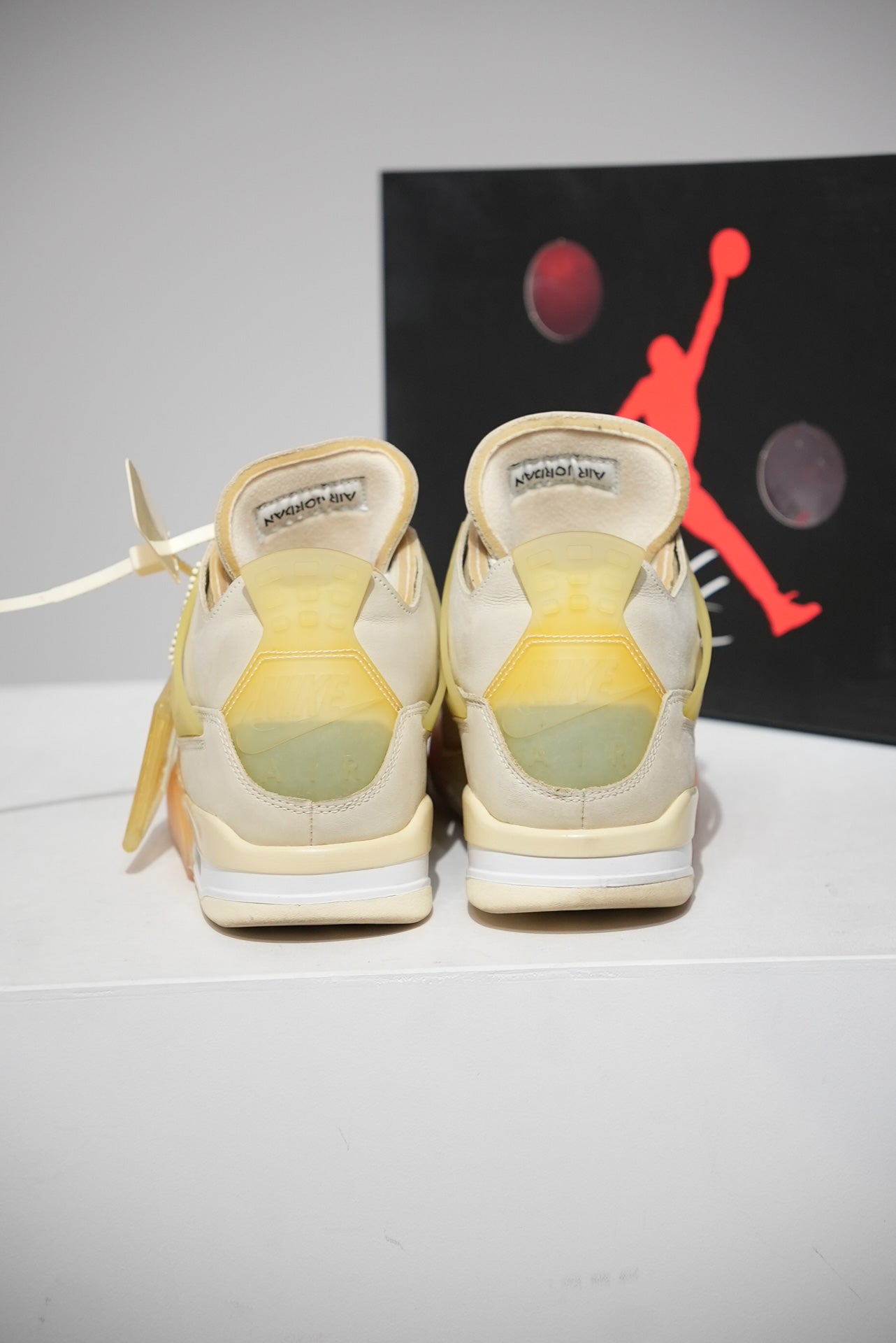 Jordan 4 Off-White Sail (Taille 42)
