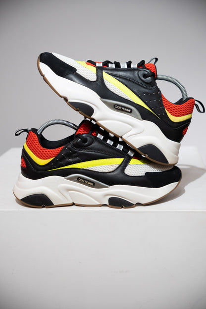 B22 Black Yellow Red (Taille 41)