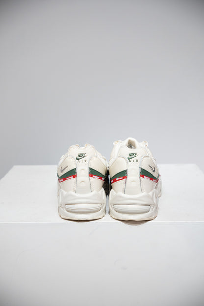 Air Max 95 Undefeated Sail (Taille 45)