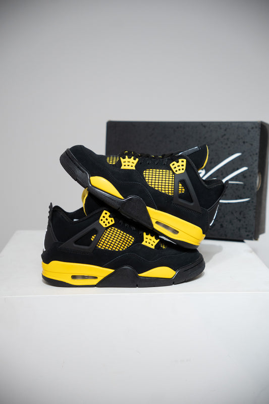Jordan 4 Thunder (Taille 40)