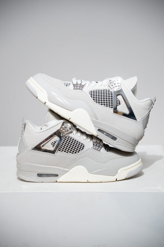 Jordan 4 Frozen Moments (Taille 41)