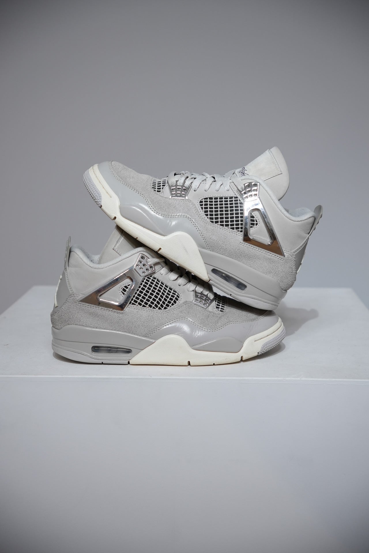 Jordan 4 Frozen Moments (Taille 38)
