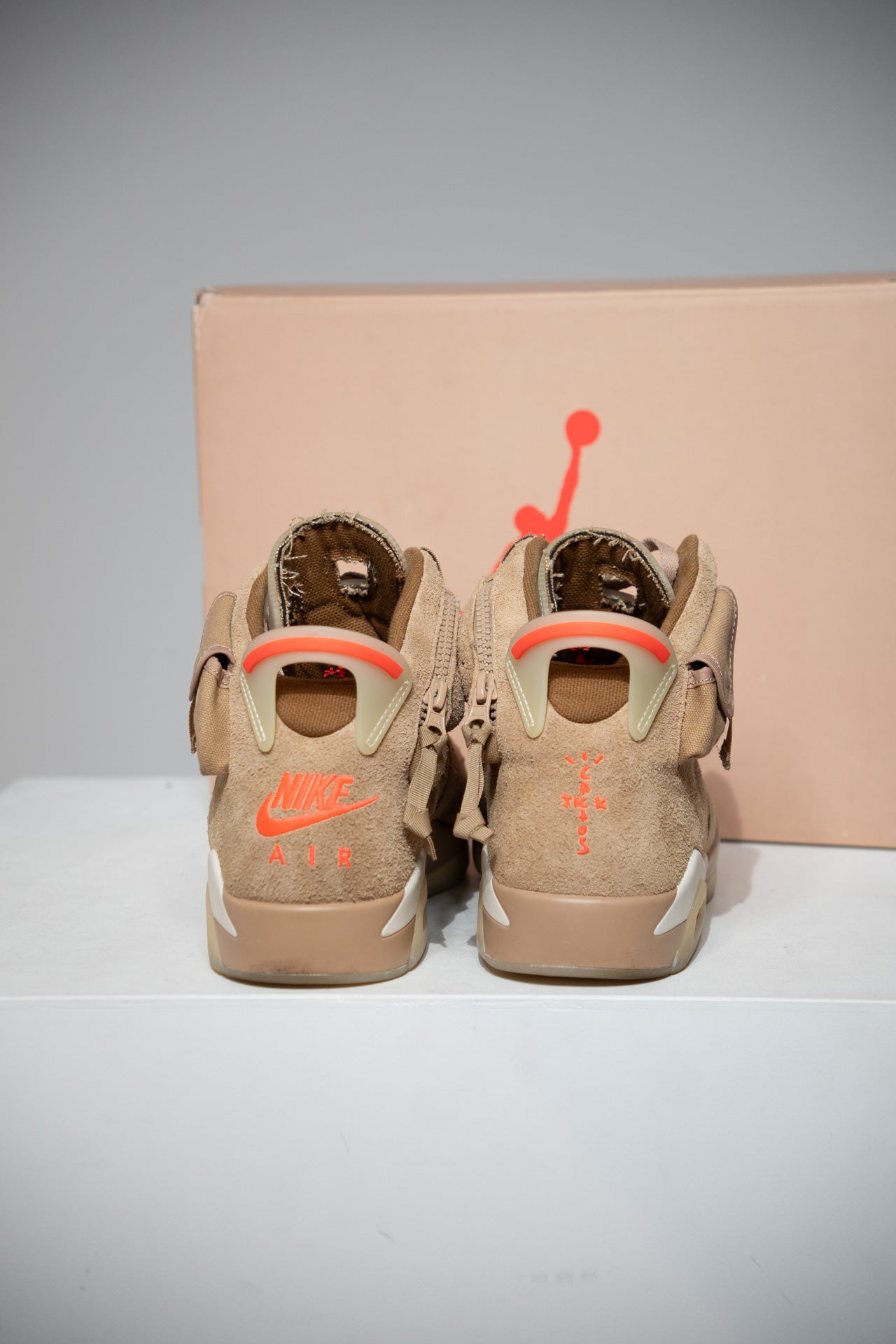 Jordan 6 Travis Scott British Kaki (Taille 45)