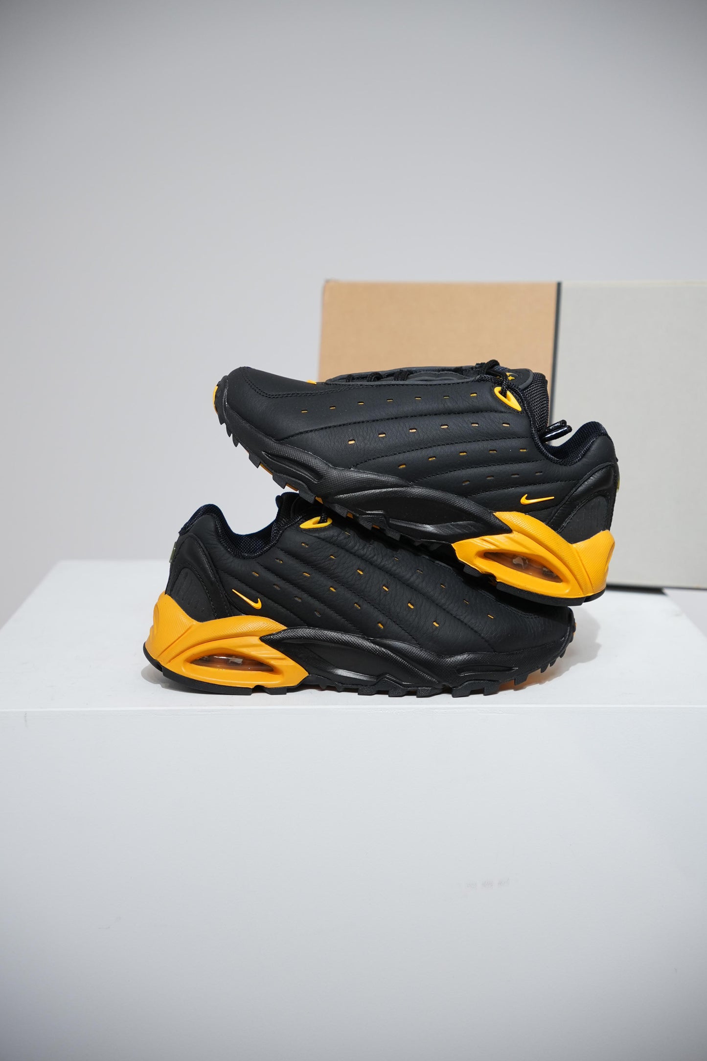 Nocta Hot Step Terra University Gold (Taille 46)