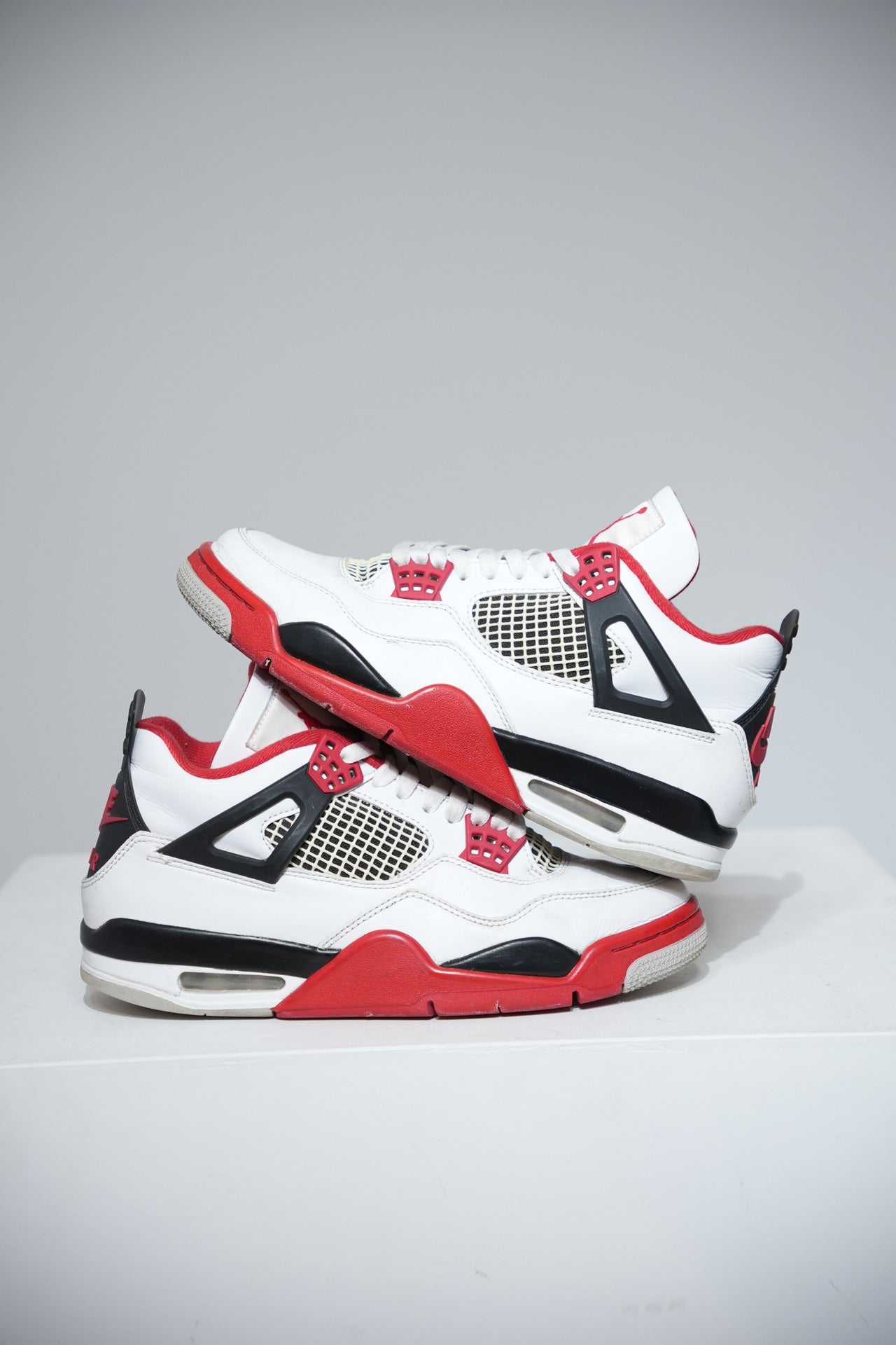 Jordan 4 Fire Red 2020 (Taille 41)