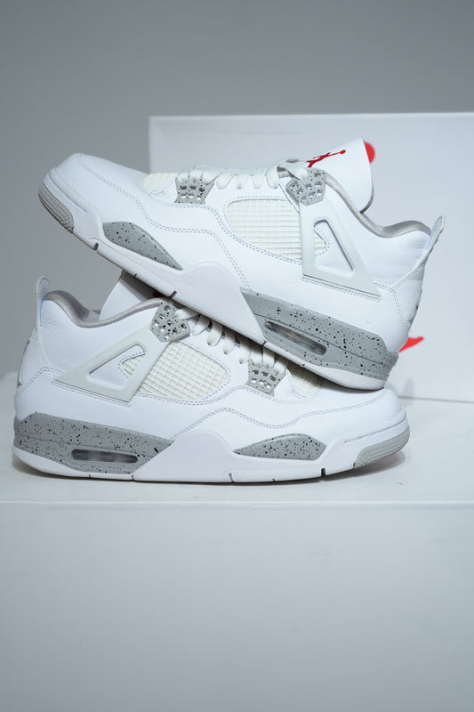 Jordan 4 White Oreo (Taille 44)