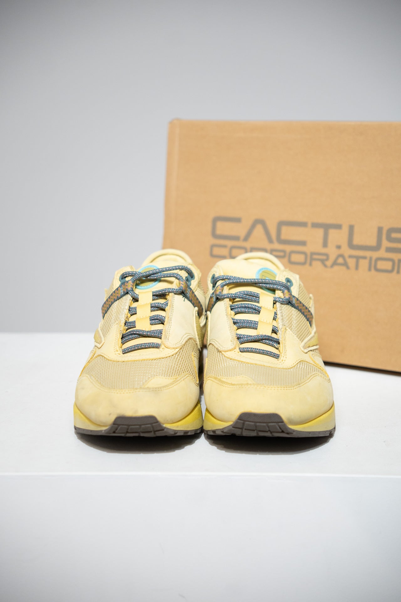 Air Max 1 Travis scott Saturn Gold (Taille 45)