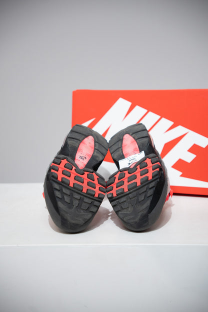 Air Max 95 Solar Red (Taille 39)