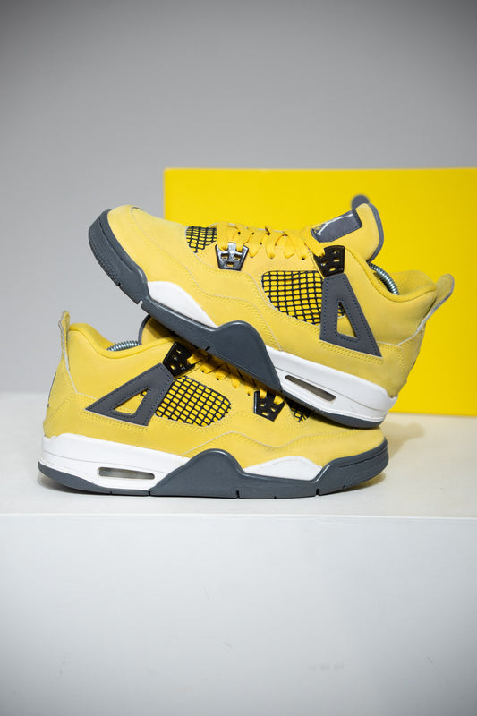 Jordan 4 Lightning GS (Taille 39)