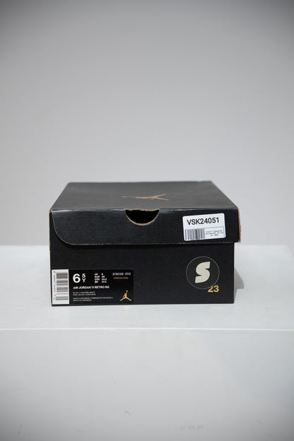 Jordan 11 SpaceJam GS (Taille 40)
