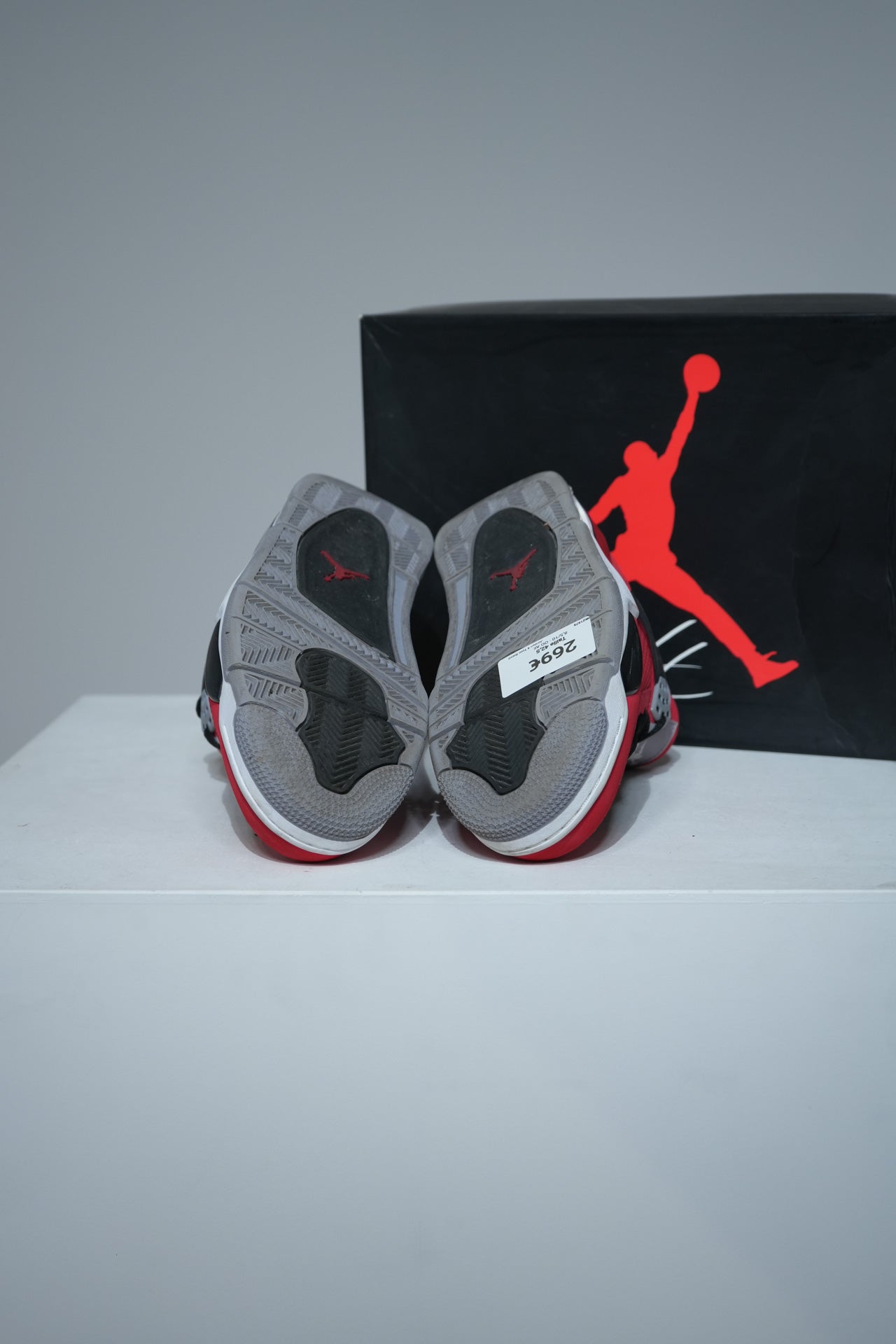 Jordan 4 Toro Bravo (Taille 42,5)