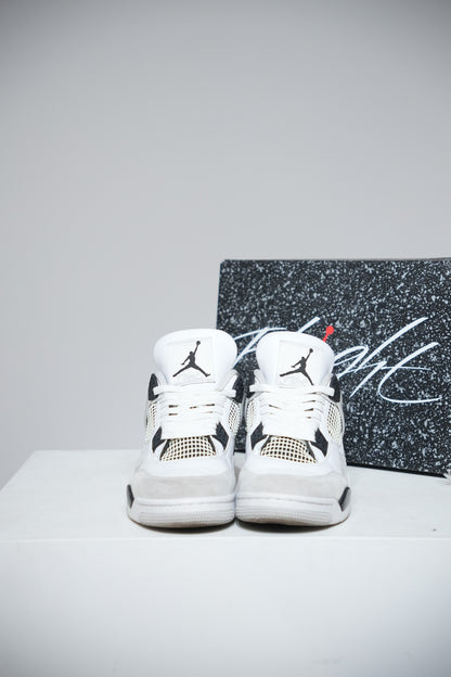 Jordan 4 Military Black (Taille 42,5)