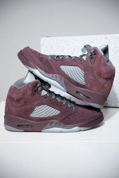 Jordan 5 Burgundy (Taille 44)