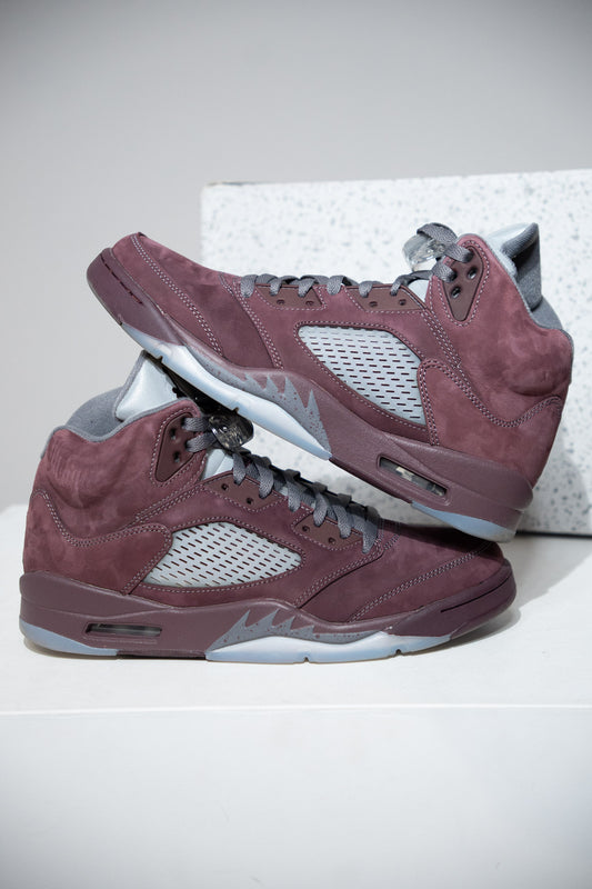 Jordan 5 Burgundy (Taille 44)