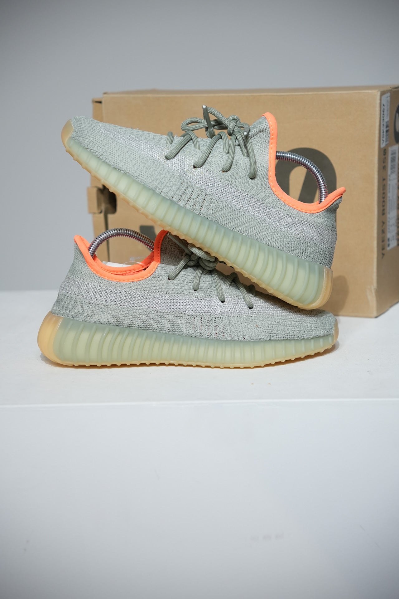Yeezy 350 V2 Desert Sage (Taille 38)