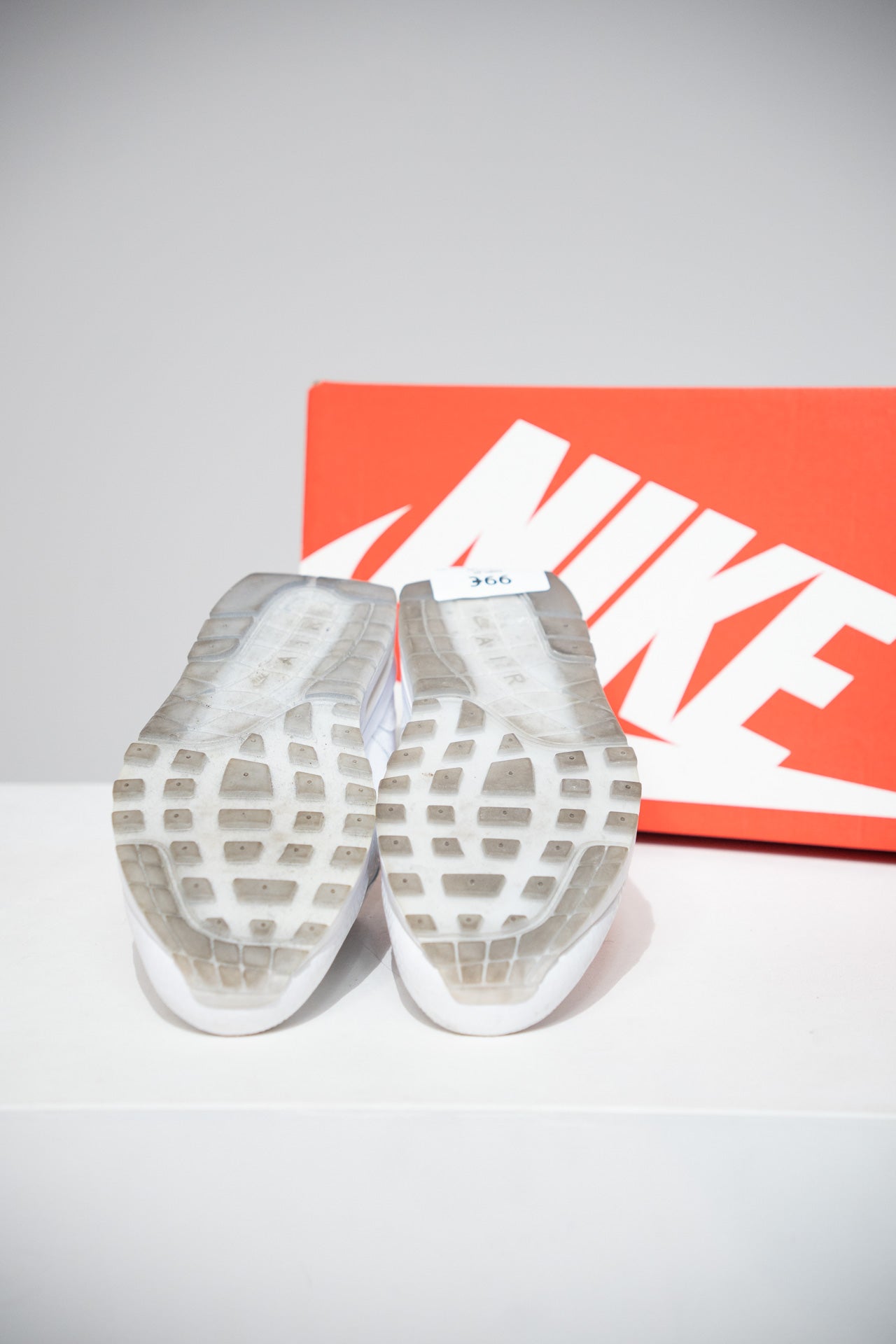 Air Max 1 White Metallic Silver (Taille 40)