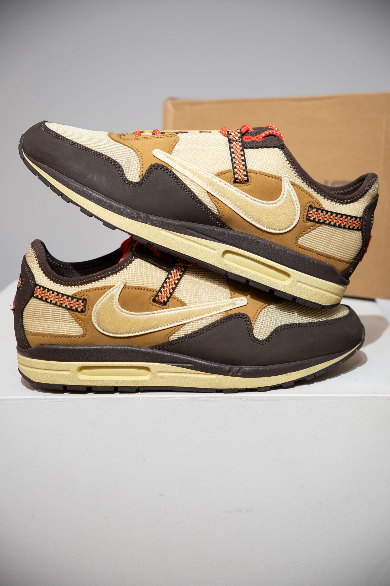 Air Max 1 Travis Scott Baroque Brown (Taille 48,5)