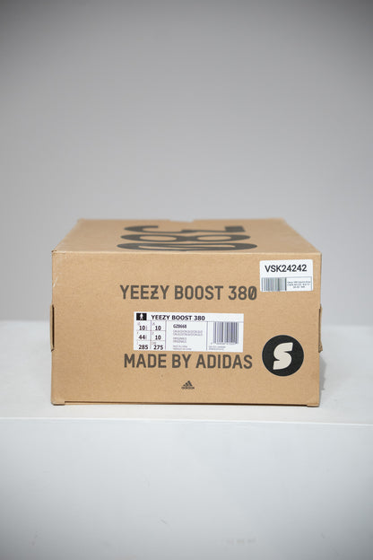 Yeezy 380 Calcite Glow (Taille 44 2/3)