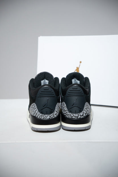 Jordan 3 Off Noir (Taille 40,5)