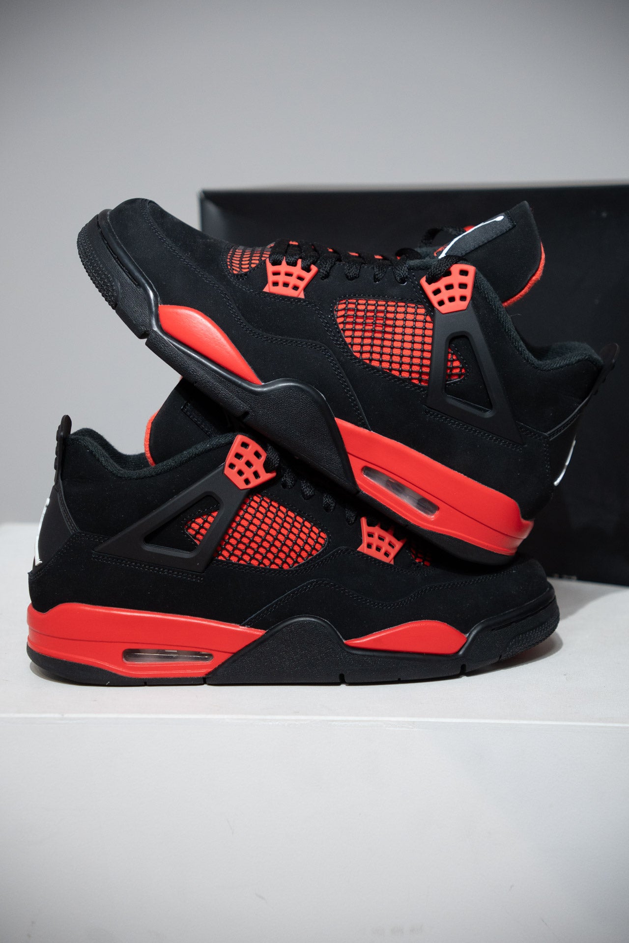 Jordan 4 Red Thunder (Taille 44,5)
