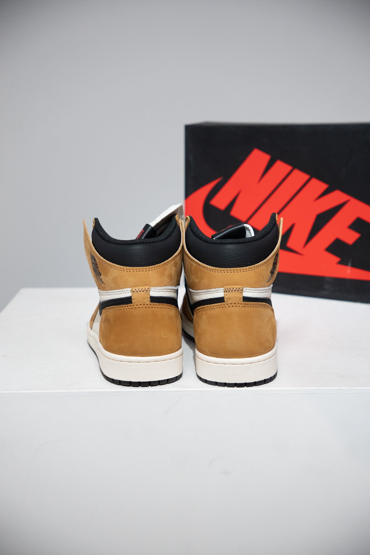 Jordan 1 High Rookie Of The Year (Taille 44)