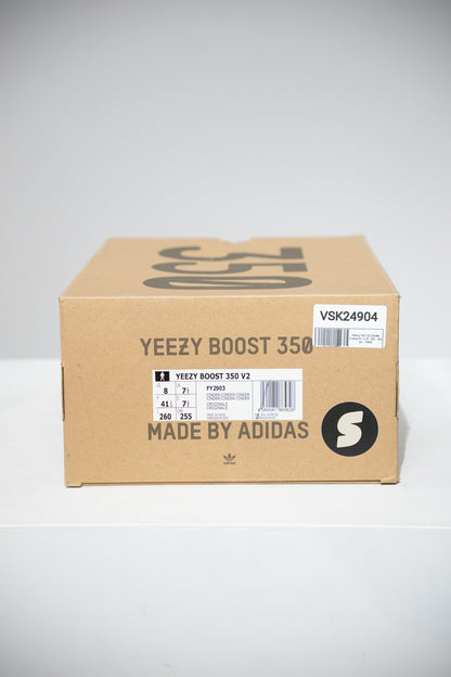 Yeezy 350 V2 Cinder (Taille 41 1/3)