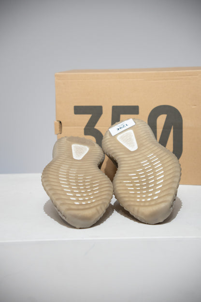 Yeezy 350 V2 Slate (Taille 42)