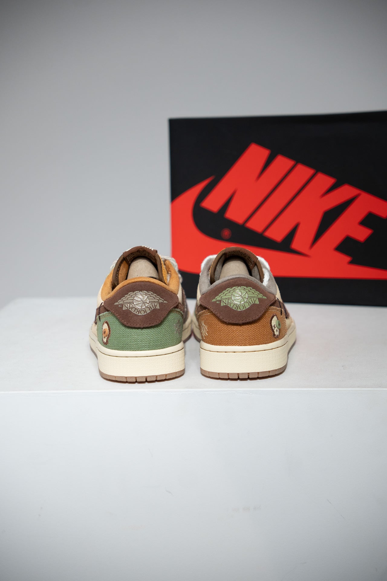 Jordan 1 Low Voodoo Zion Williamson (Taille 42,5)